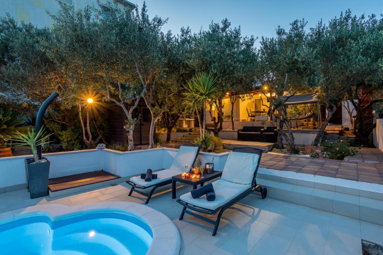 House Oliva With Private Pool And Large Garden Vila Stari Grad  Exterior foto