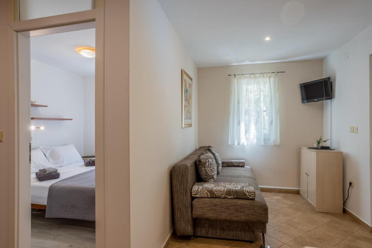 House Oliva With Private Pool And Large Garden Vila Stari Grad  Exterior foto